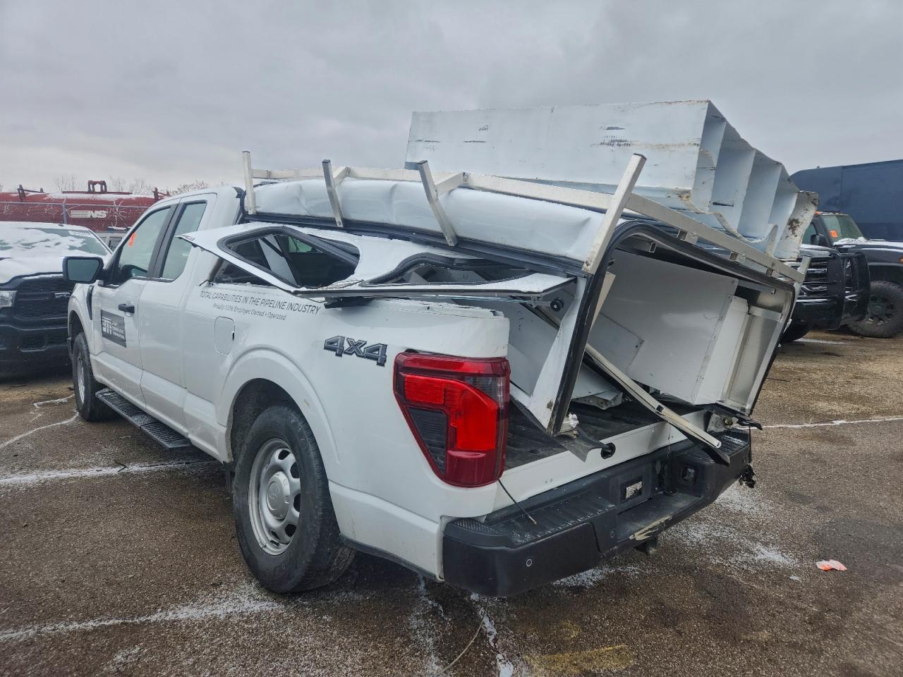 2024 FORD F150 XL photo 2