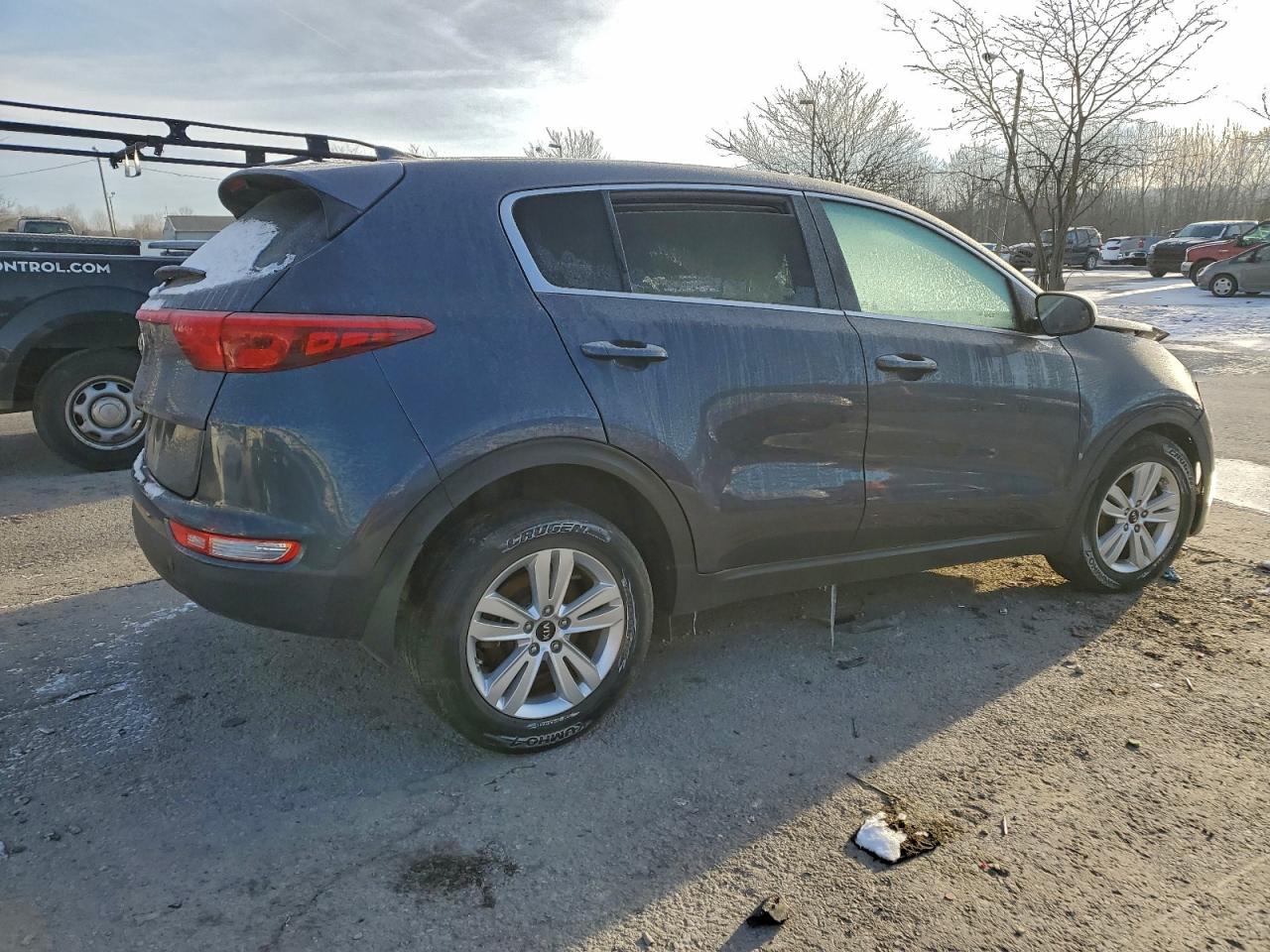2019 KIA SPORTAGE LX photo 5