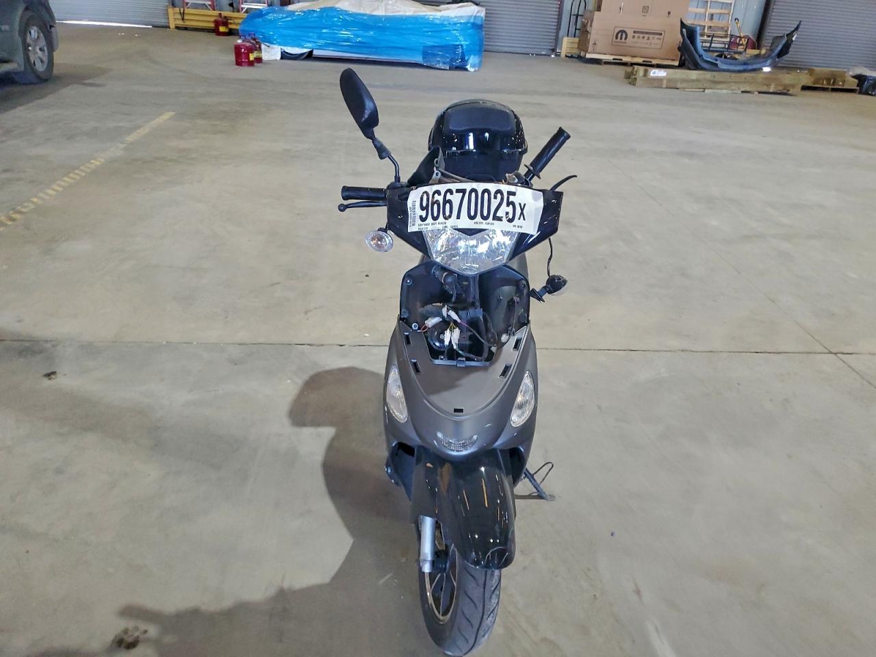 2024 KAIK SCOOTER photo 2