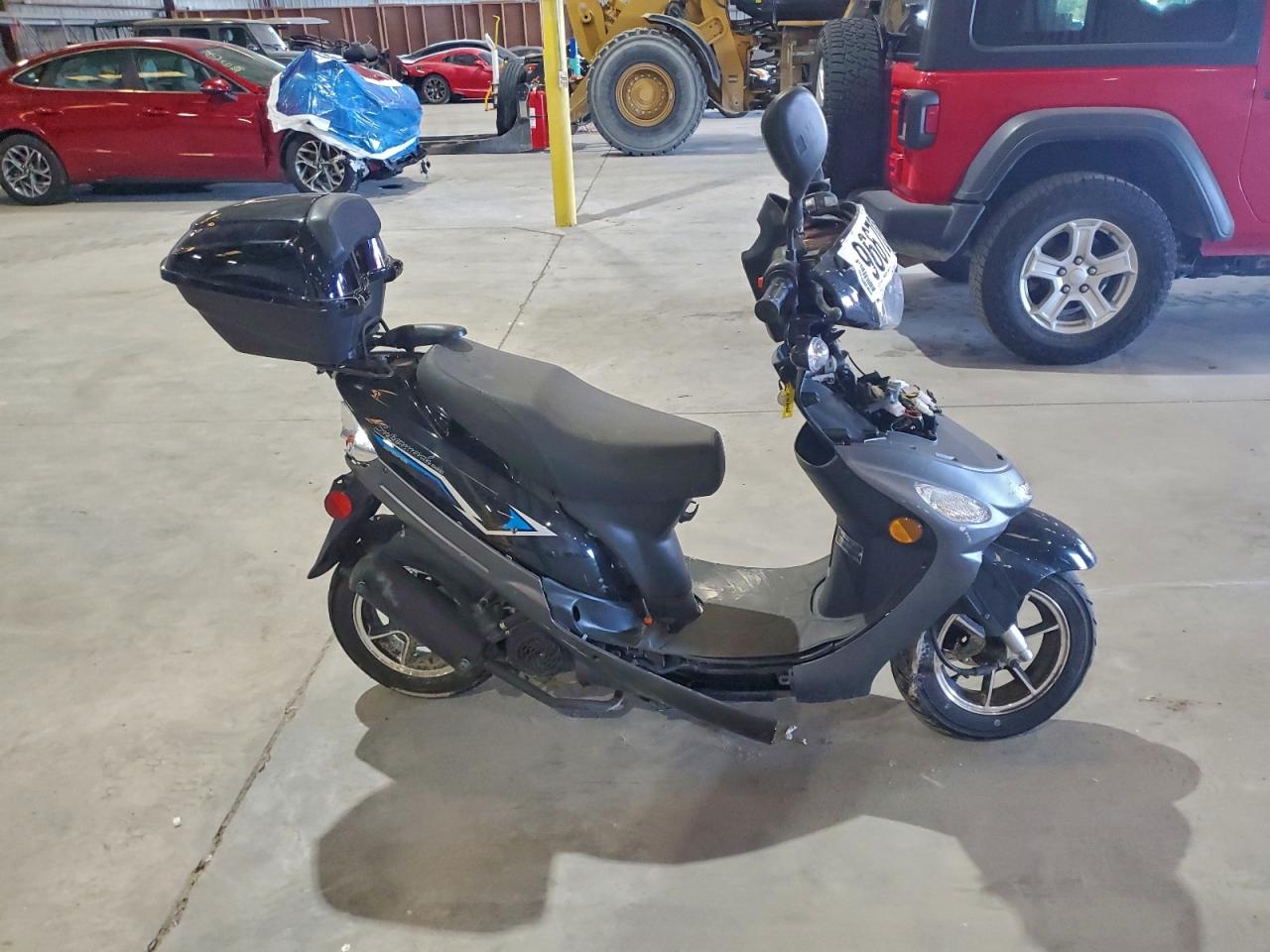 2024 KAIK SCOOTER — REAR END damage — photo 1