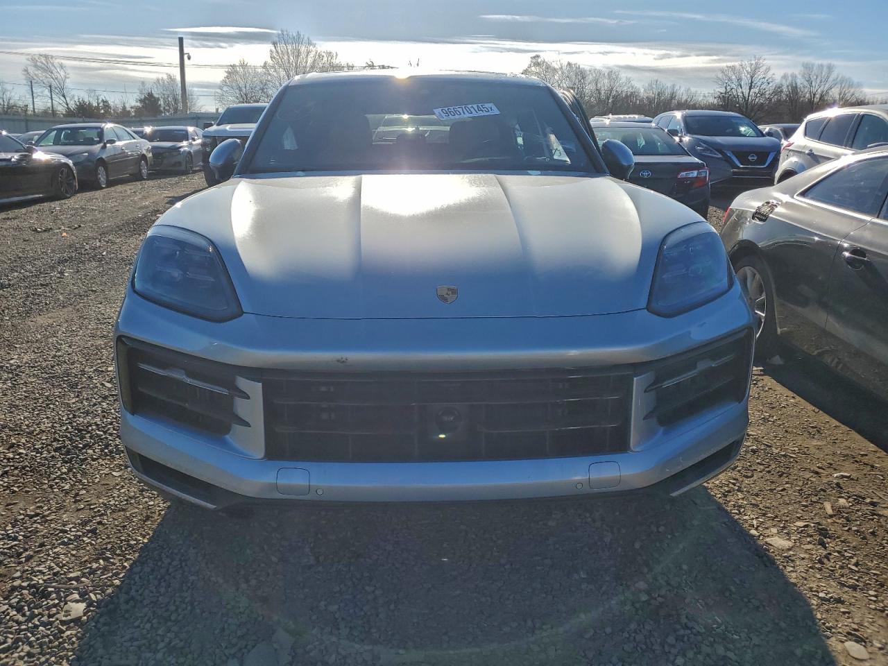 2025 PORSCHE CAYENNE photo 5