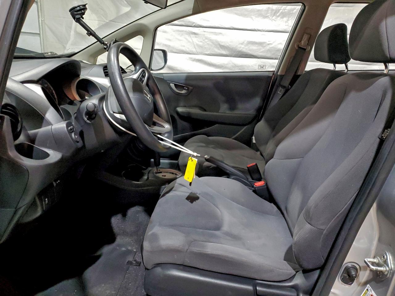 2013 HONDA FIT photo 7