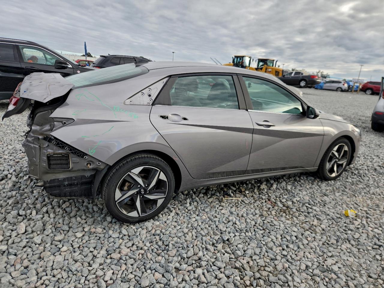 2022 HYUNDAI ELANTRA SEL photo 3