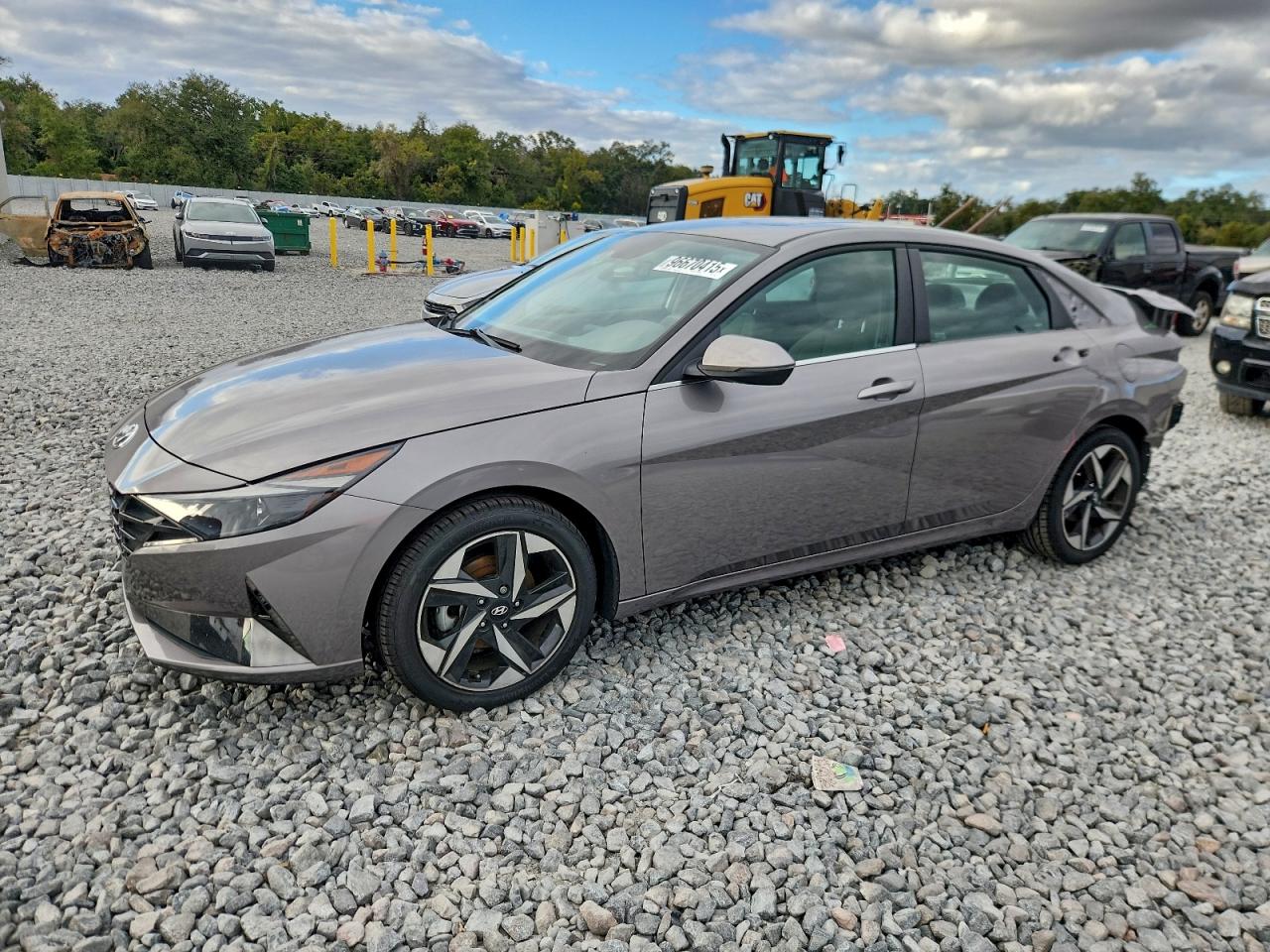 2022 HYUNDAI ELANTRA