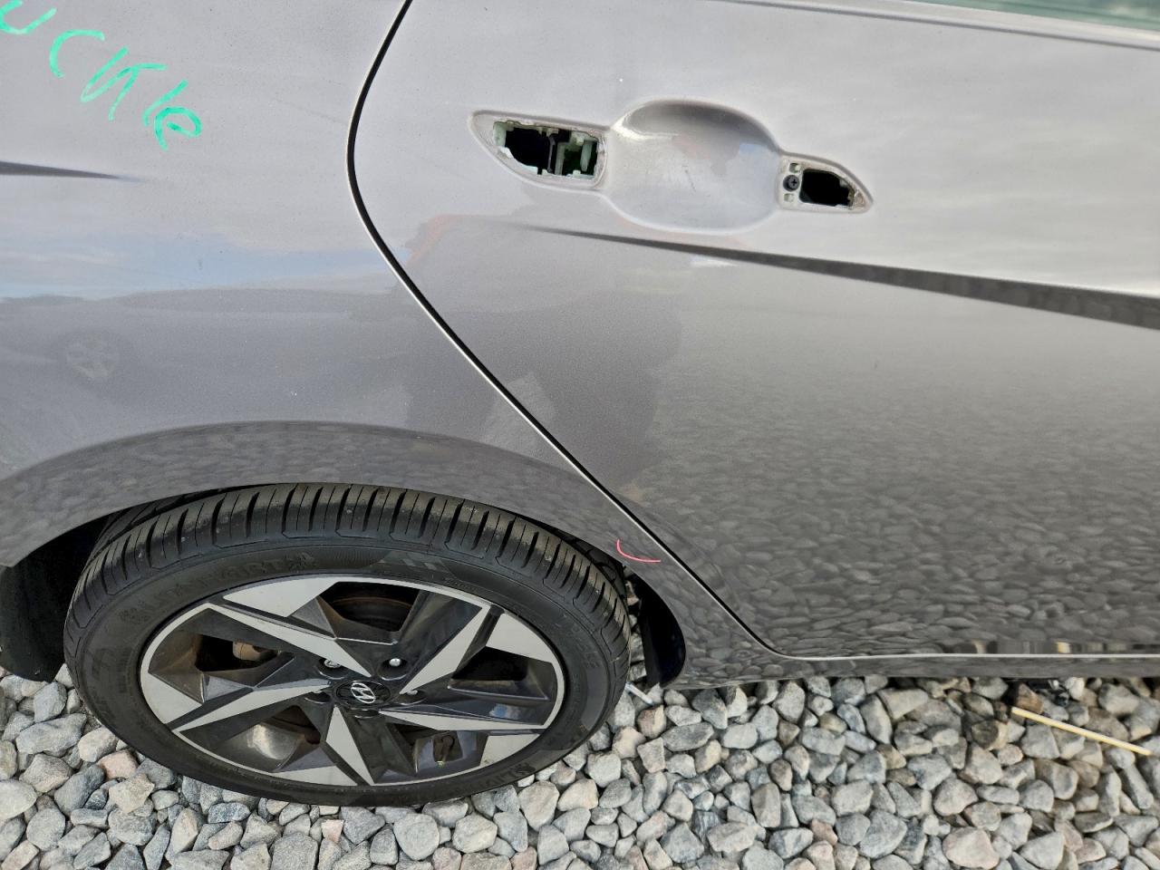 2022 HYUNDAI ELANTRA SEL photo 10