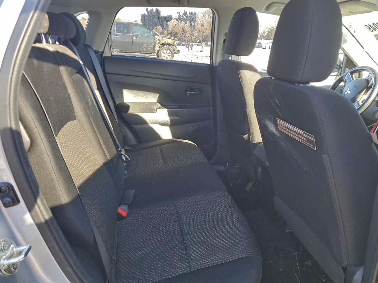 2016 MITSUBISHI OUTLANDER SPORT ES photo 11