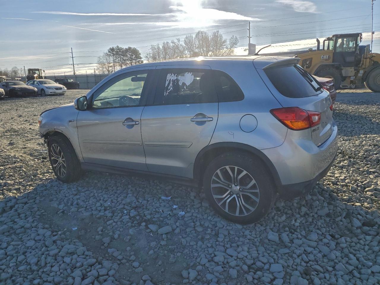 2016 MITSUBISHI OUTLANDER SPORT ES photo 2