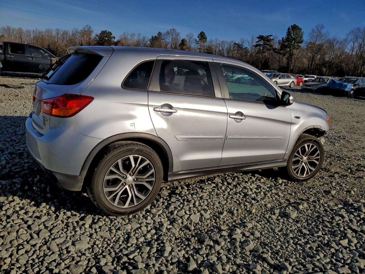 2016 MITSUBISHI OUTLANDER SPORT ES photo 3