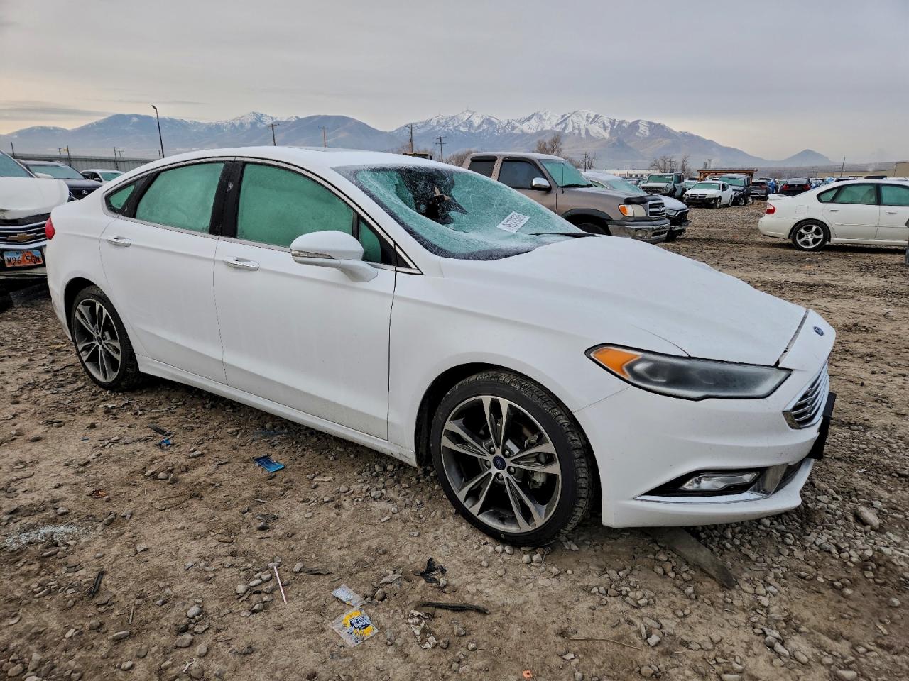 2017 FORD FUSION photo 7