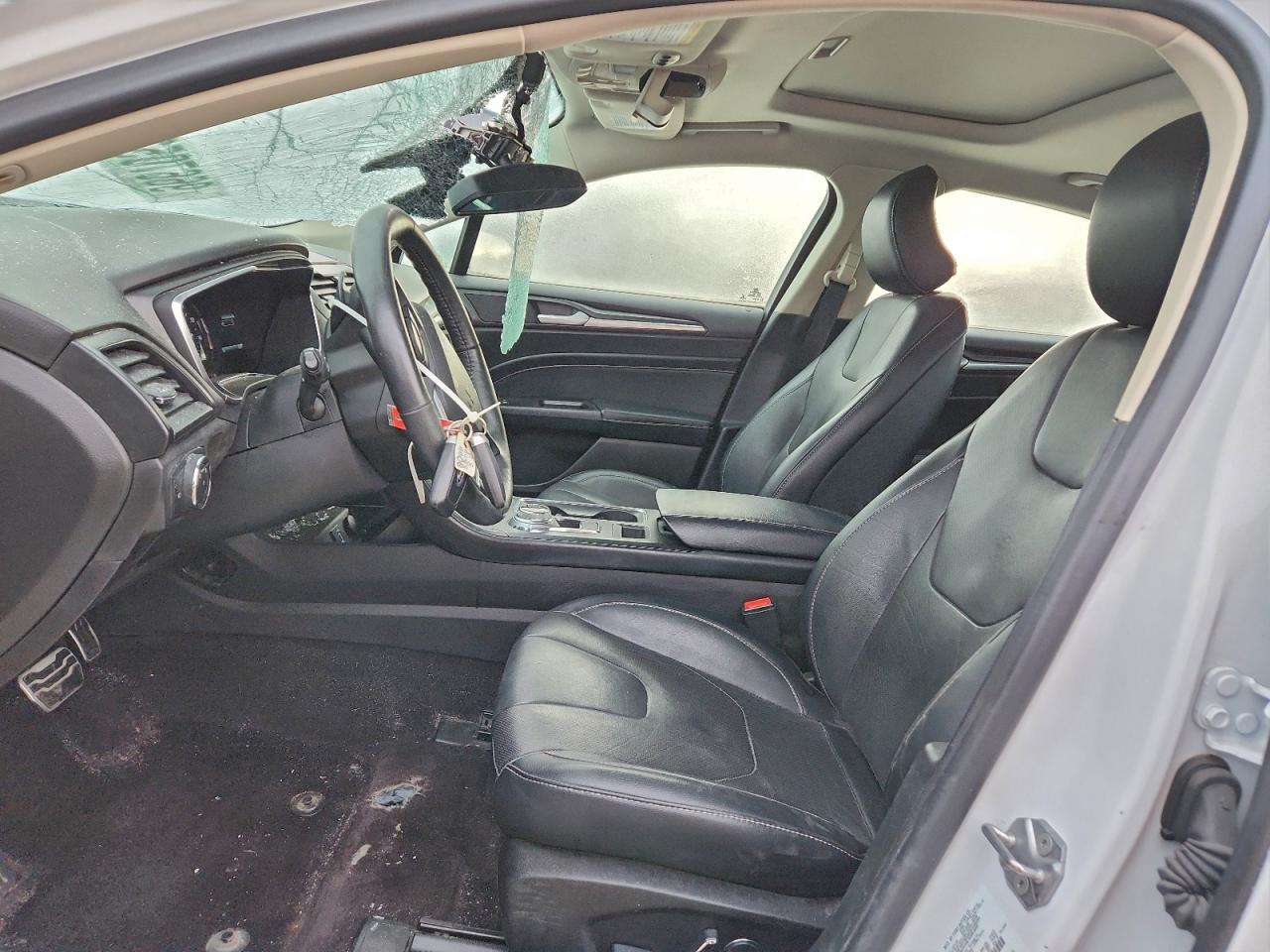 2017 FORD FUSION photo 13