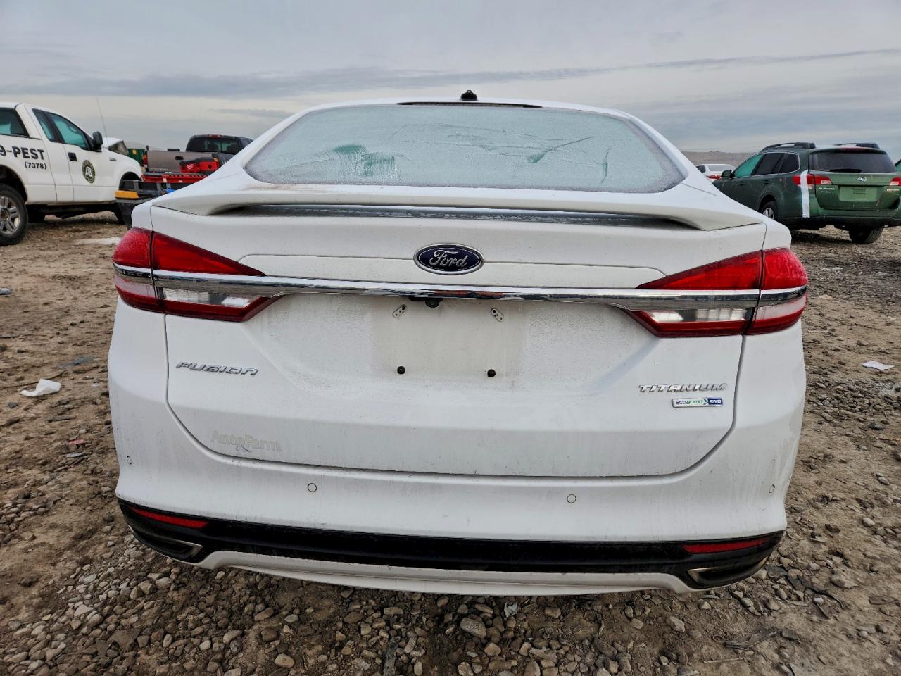 2017 FORD FUSION photo 11