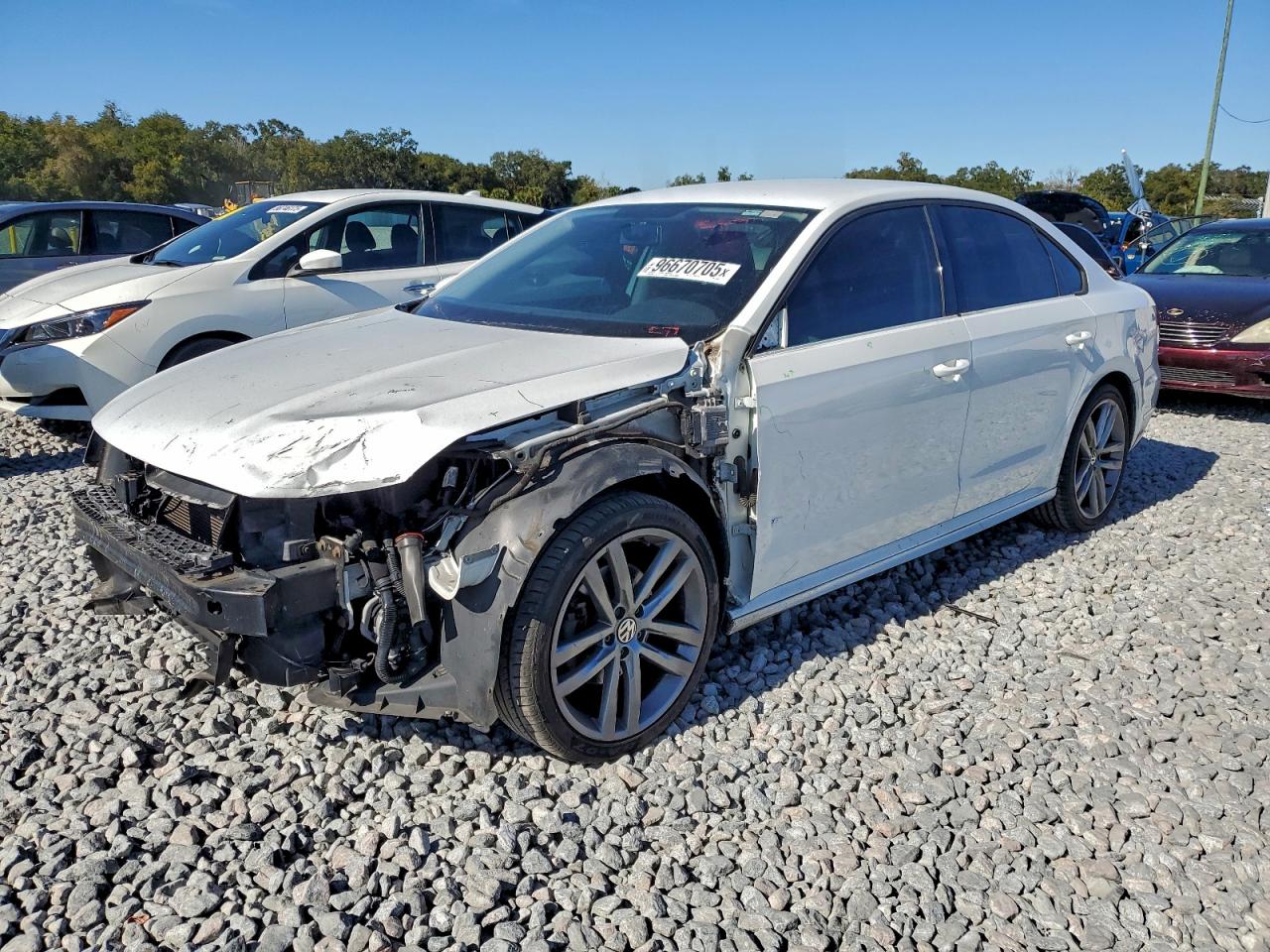 2018 VOLKSWAGEN PASSAT