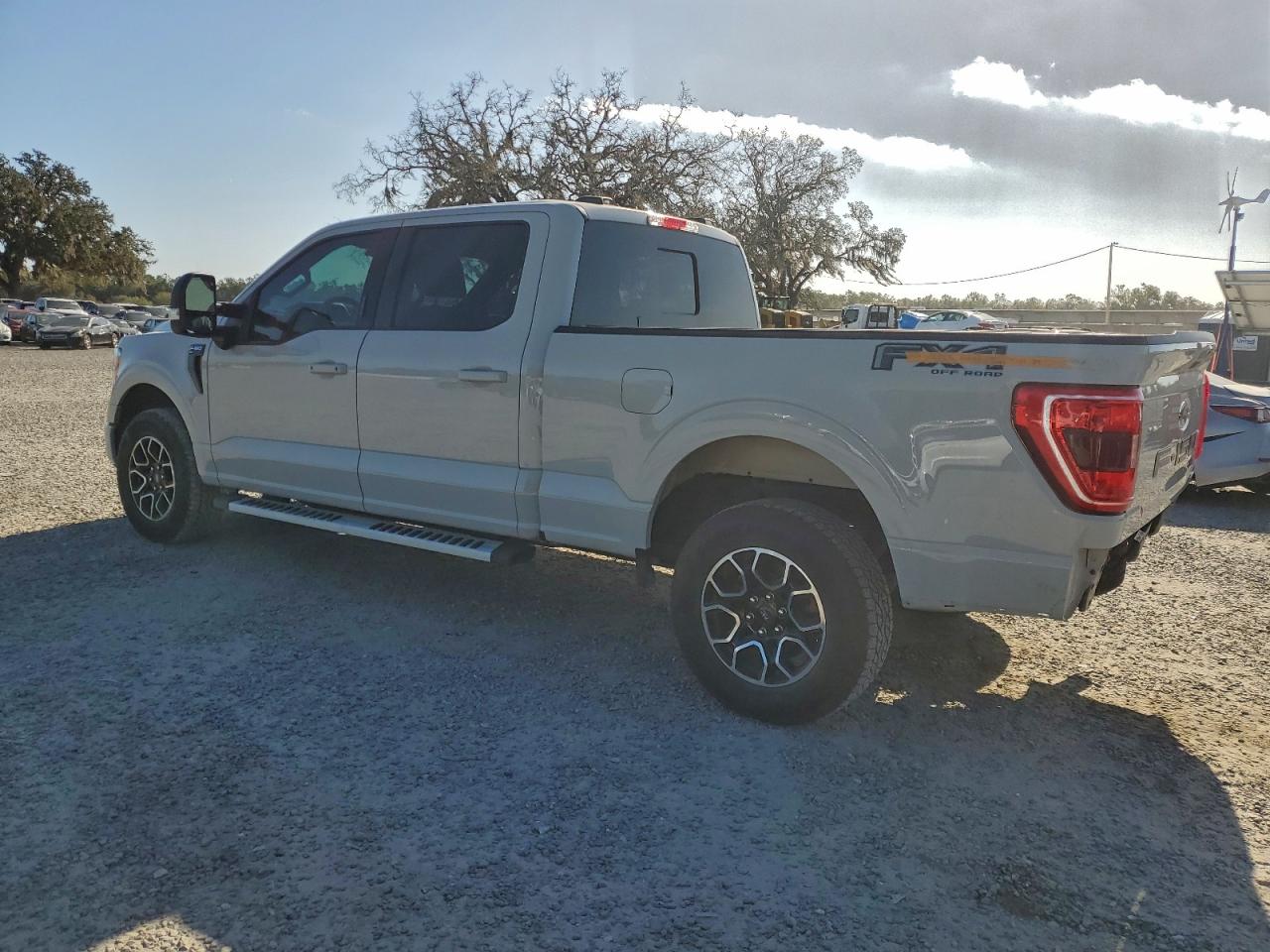 2023 FORD F150 SUPERCREW photo 2