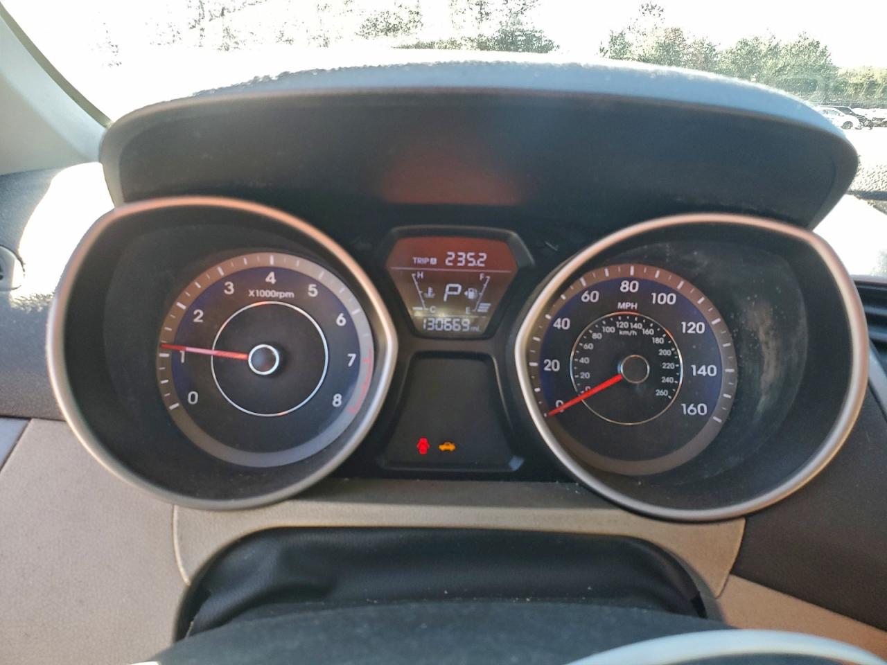 2014 HYUNDAI ELANTRA SE photo 9