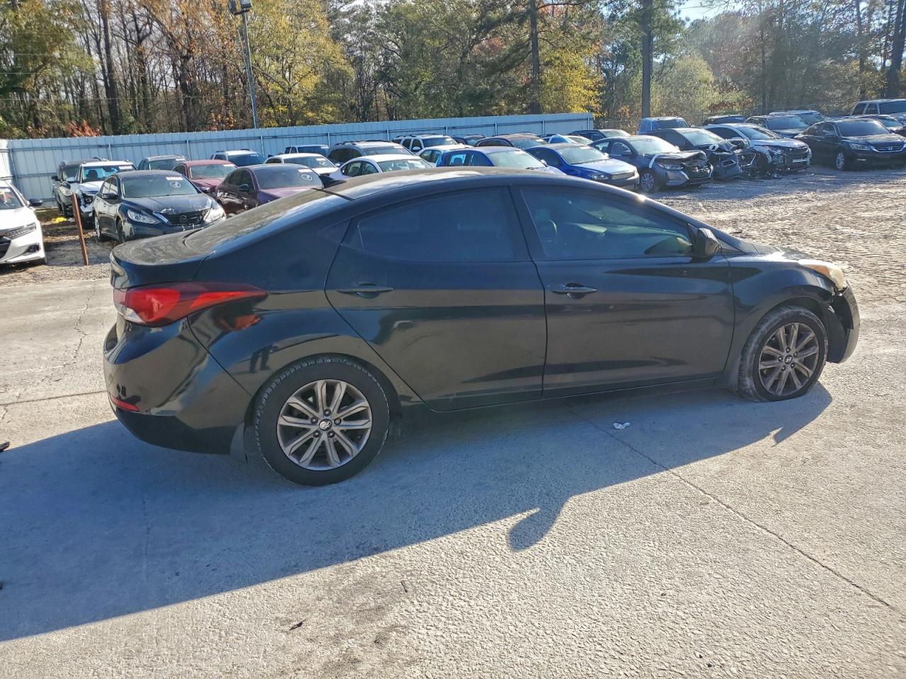 2014 HYUNDAI ELANTRA SE photo 3