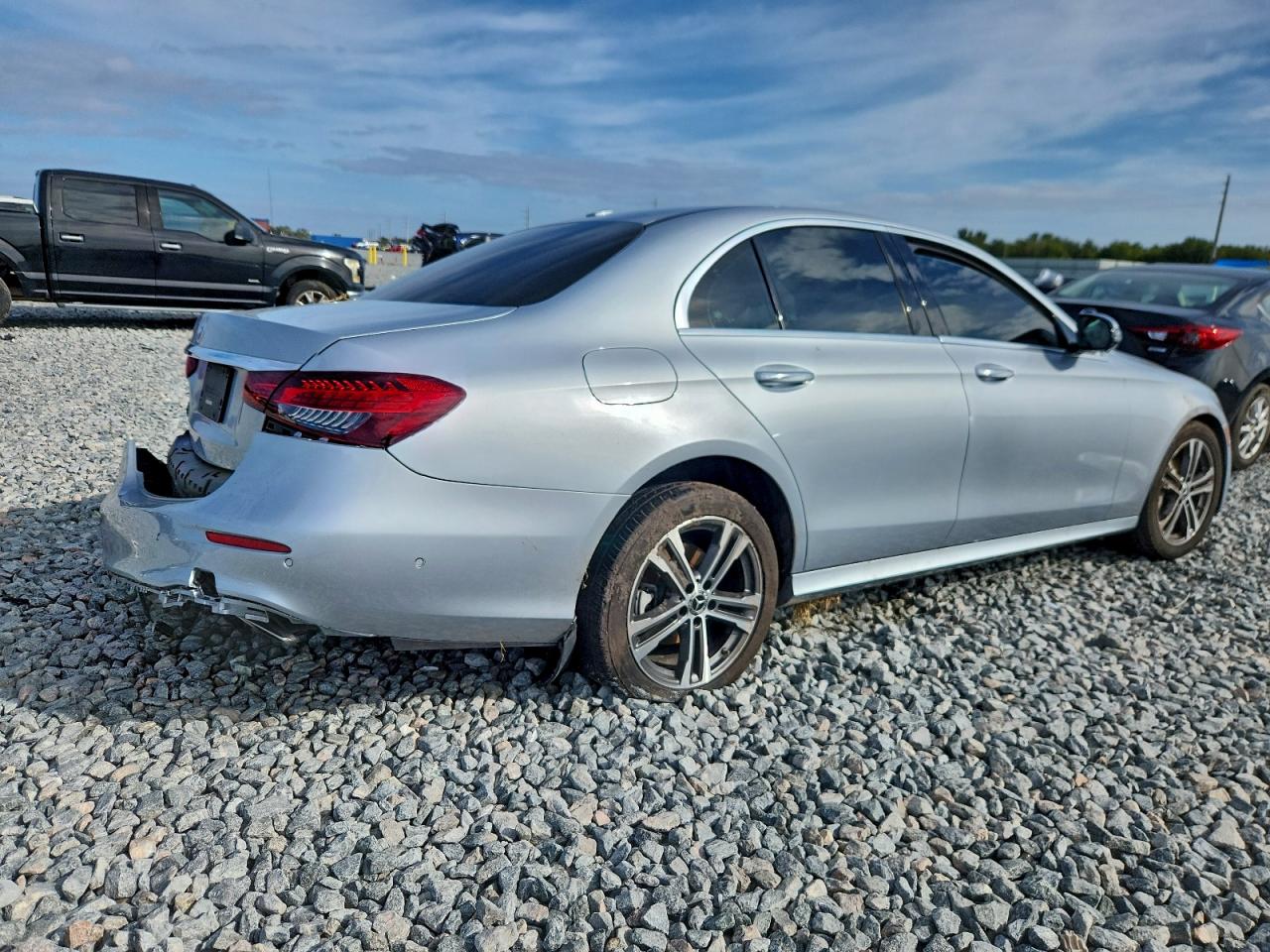 2021 MERCEDES-BENZ E 350 photo 3