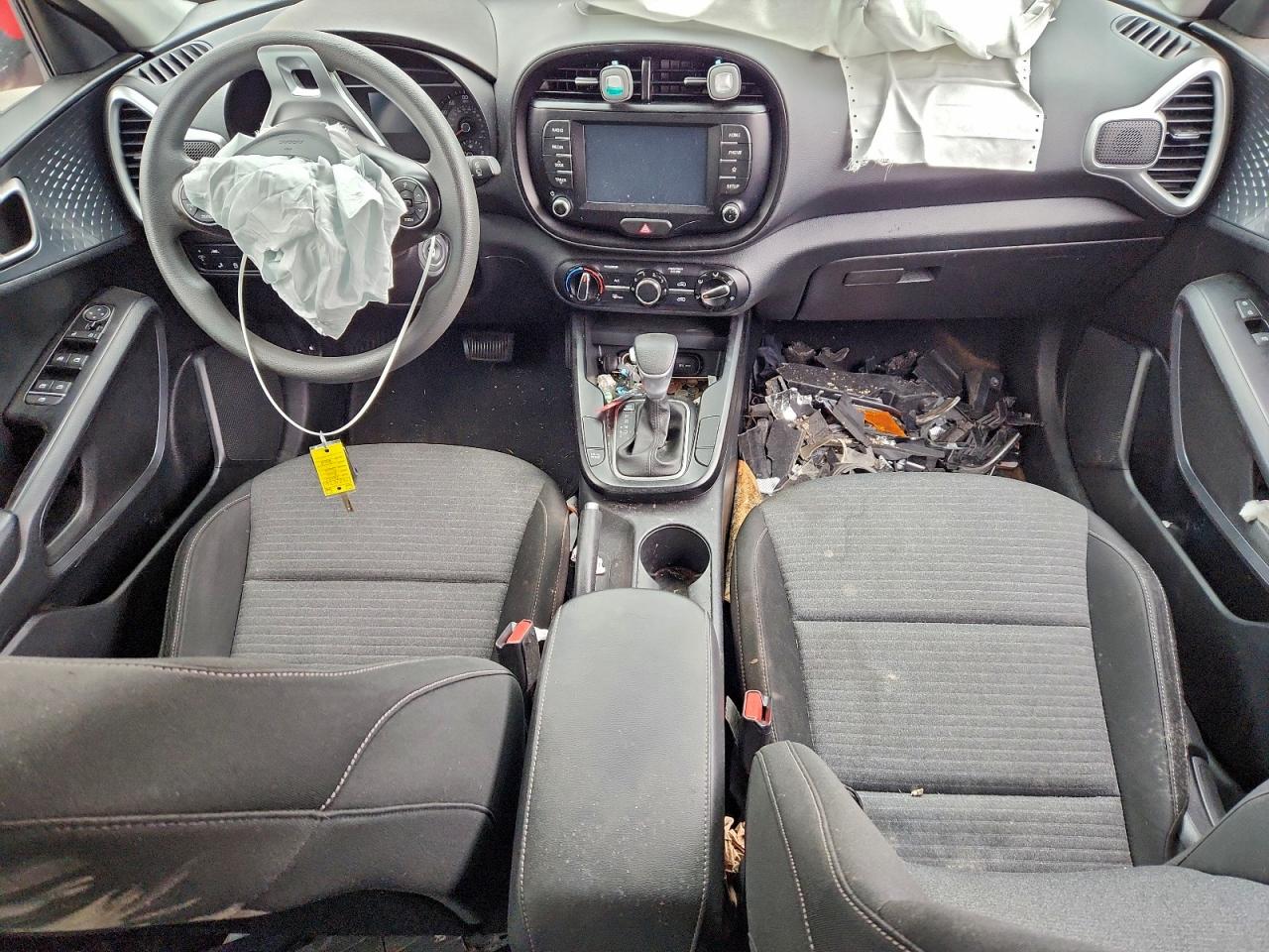 2021 KIA SOUL LX photo 8
