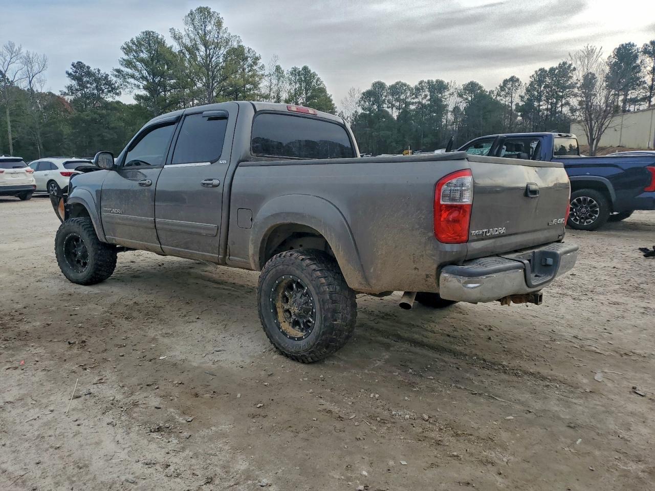 2005 TOYOTA TUNDRA DOUBLE CAB SR5 photo 2