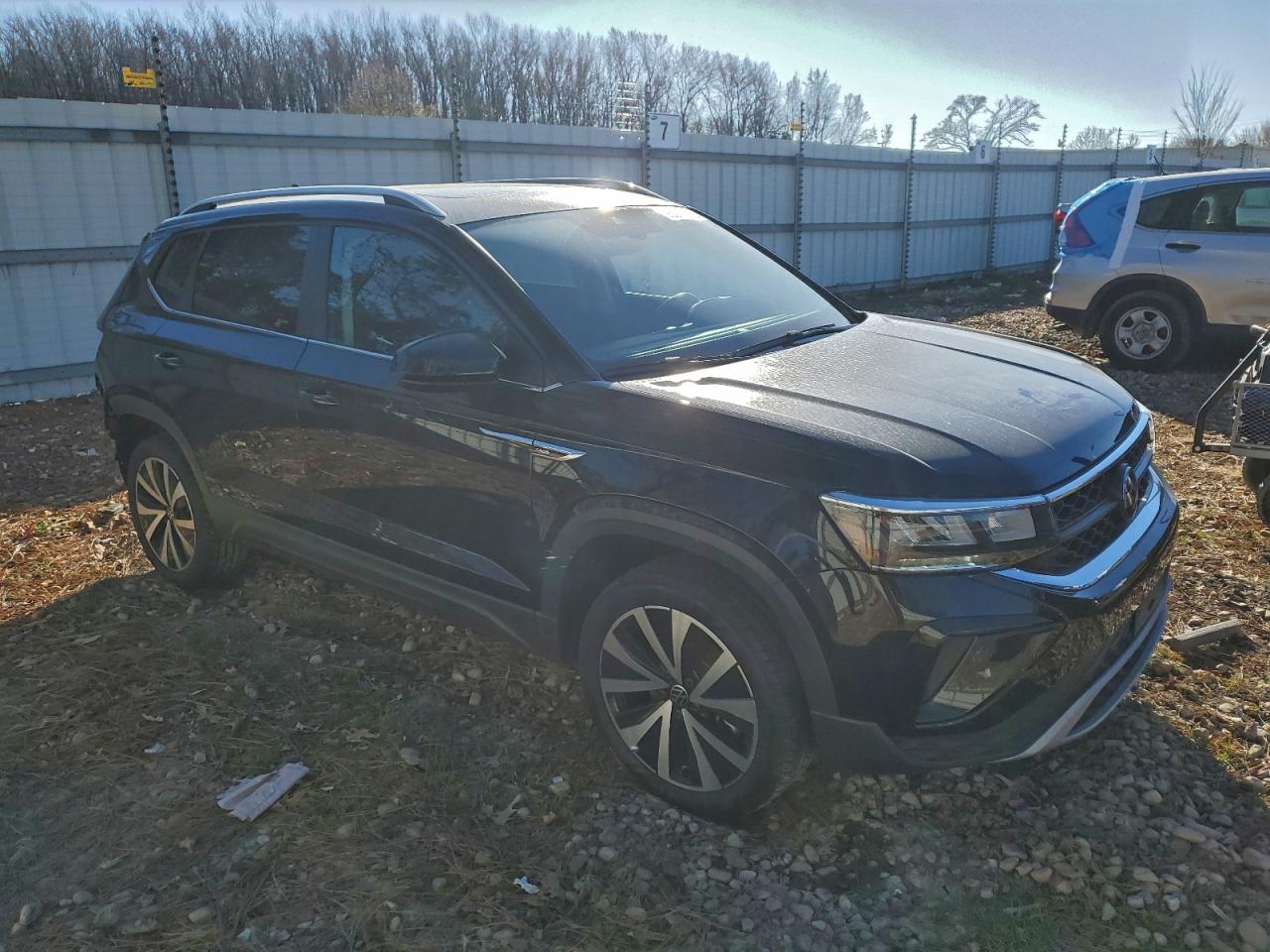 2024 VOLKSWAGEN TAOS SE photo 4