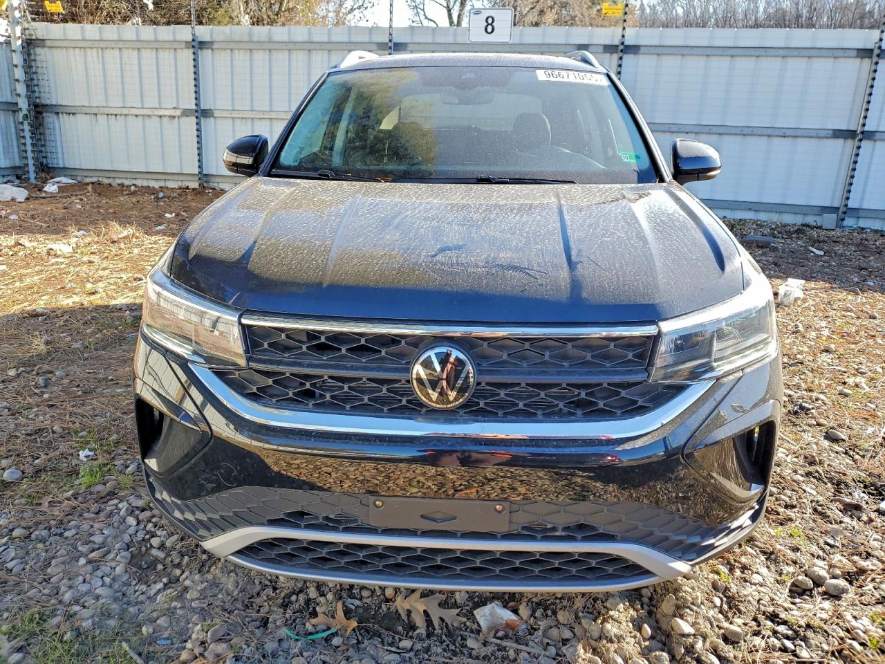 2024 VOLKSWAGEN TAOS SE photo 5