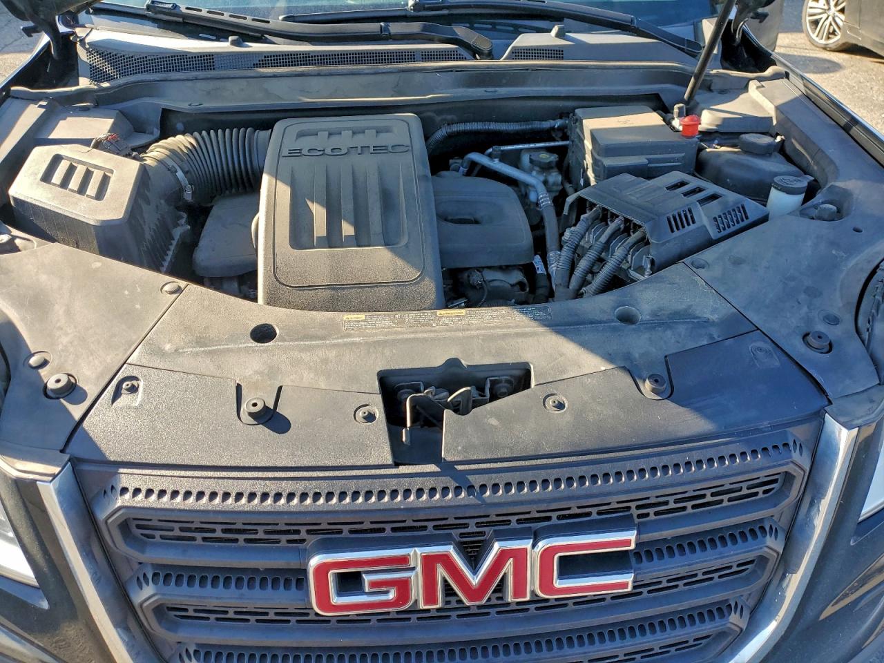 2017 GMC TERRAIN SLE photo 12