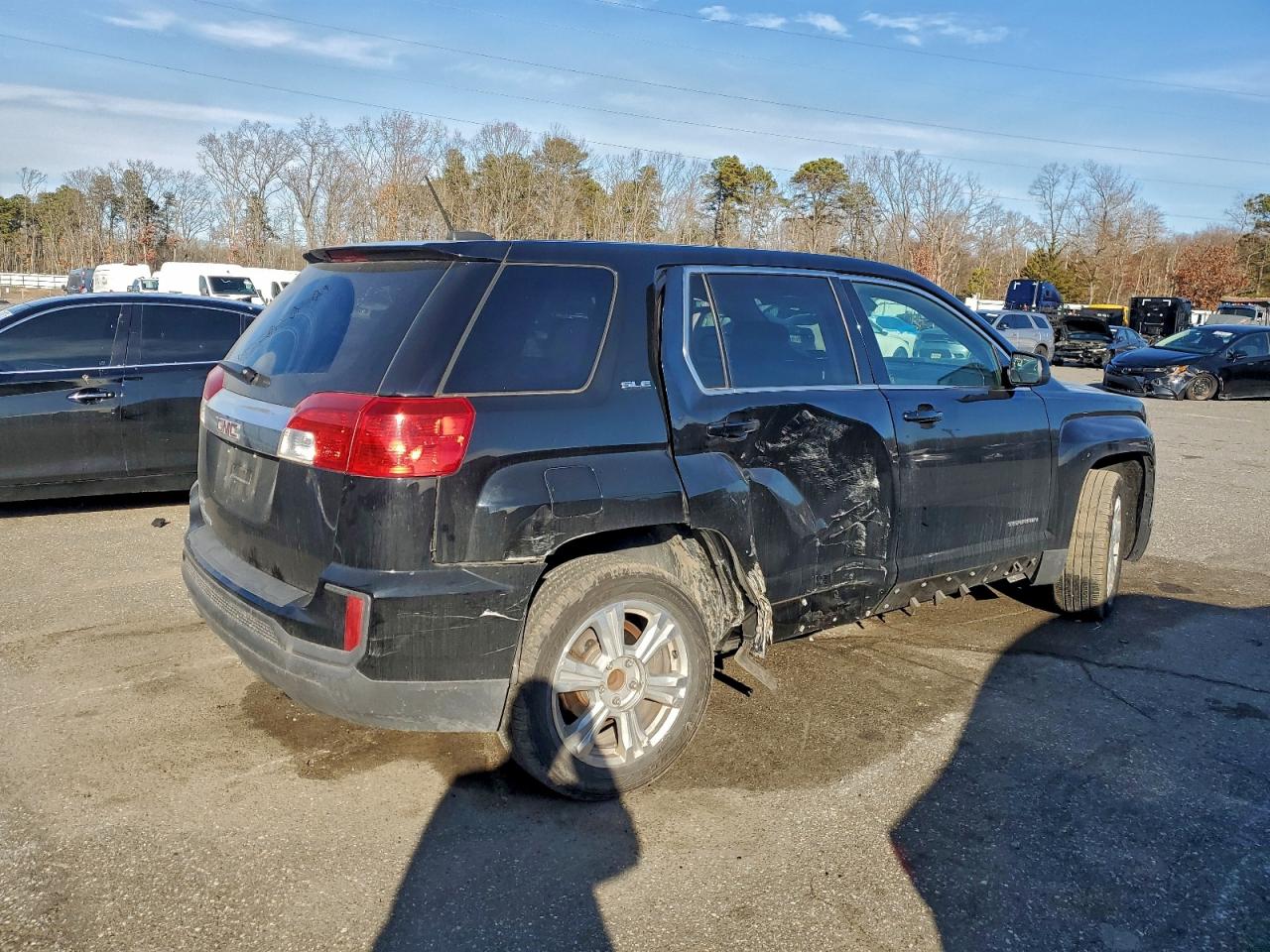 2017 GMC TERRAIN SLE photo 3