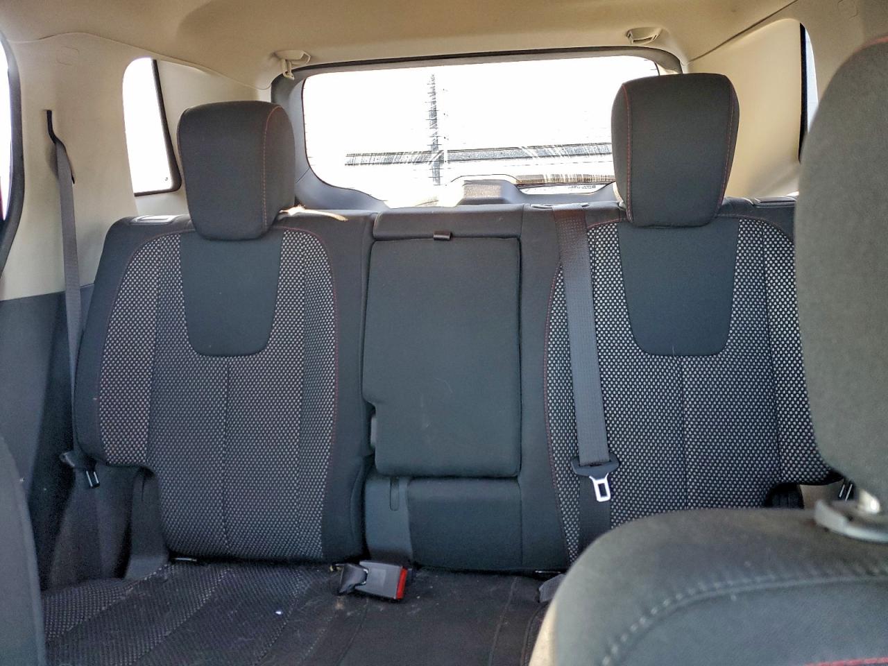2017 GMC TERRAIN SLE photo 10