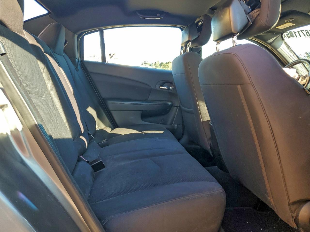 2013 CHRYSLER 200 TOURING photo 10