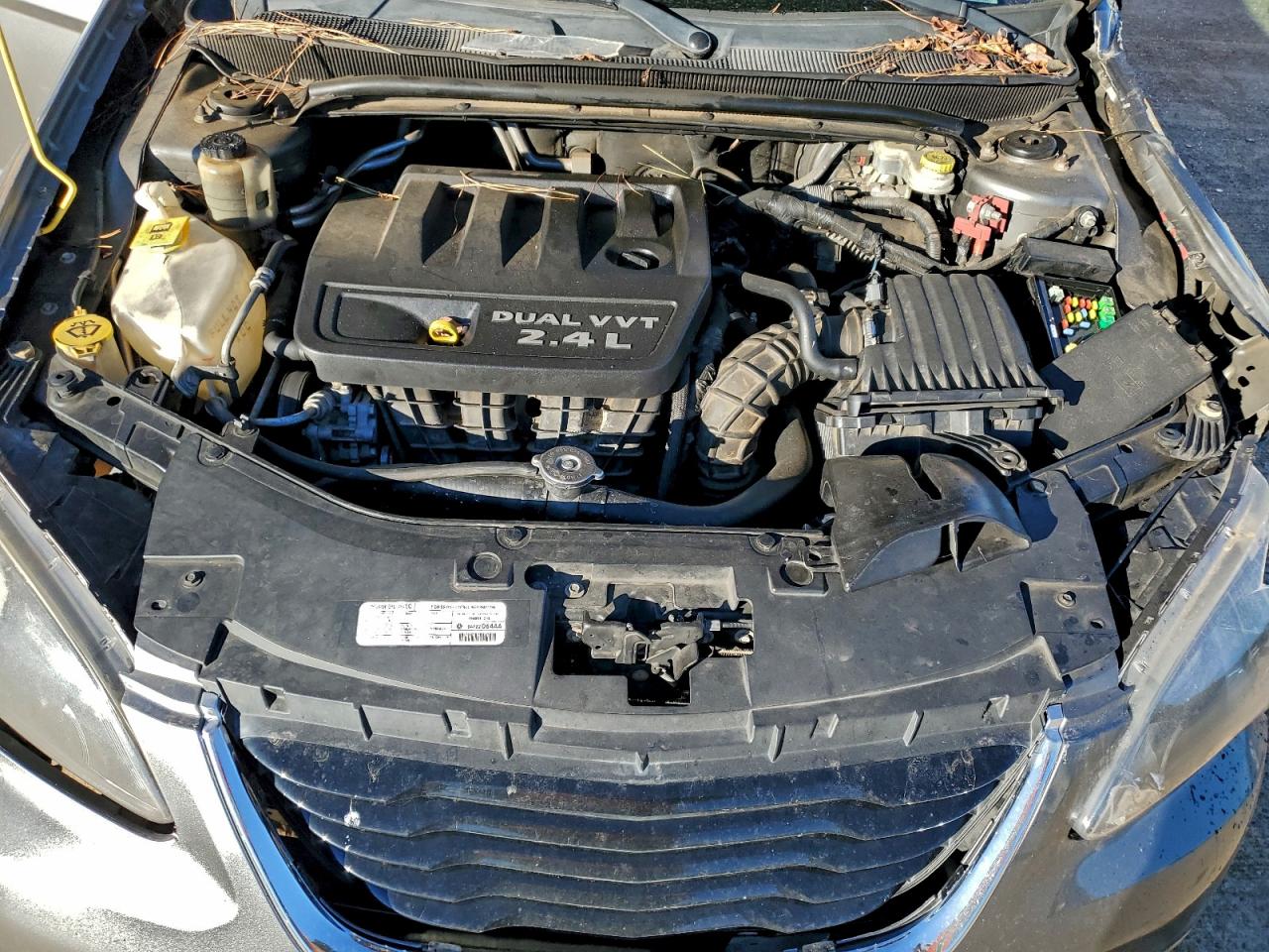 2013 CHRYSLER 200 TOURING photo 11