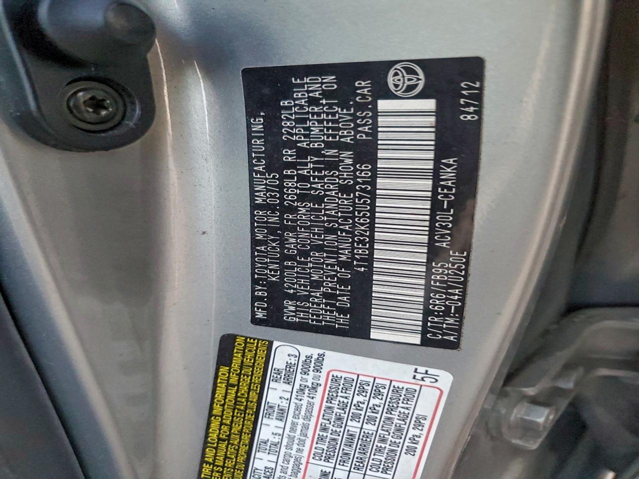 2005 TOYOTA CAMRY LE photo 12