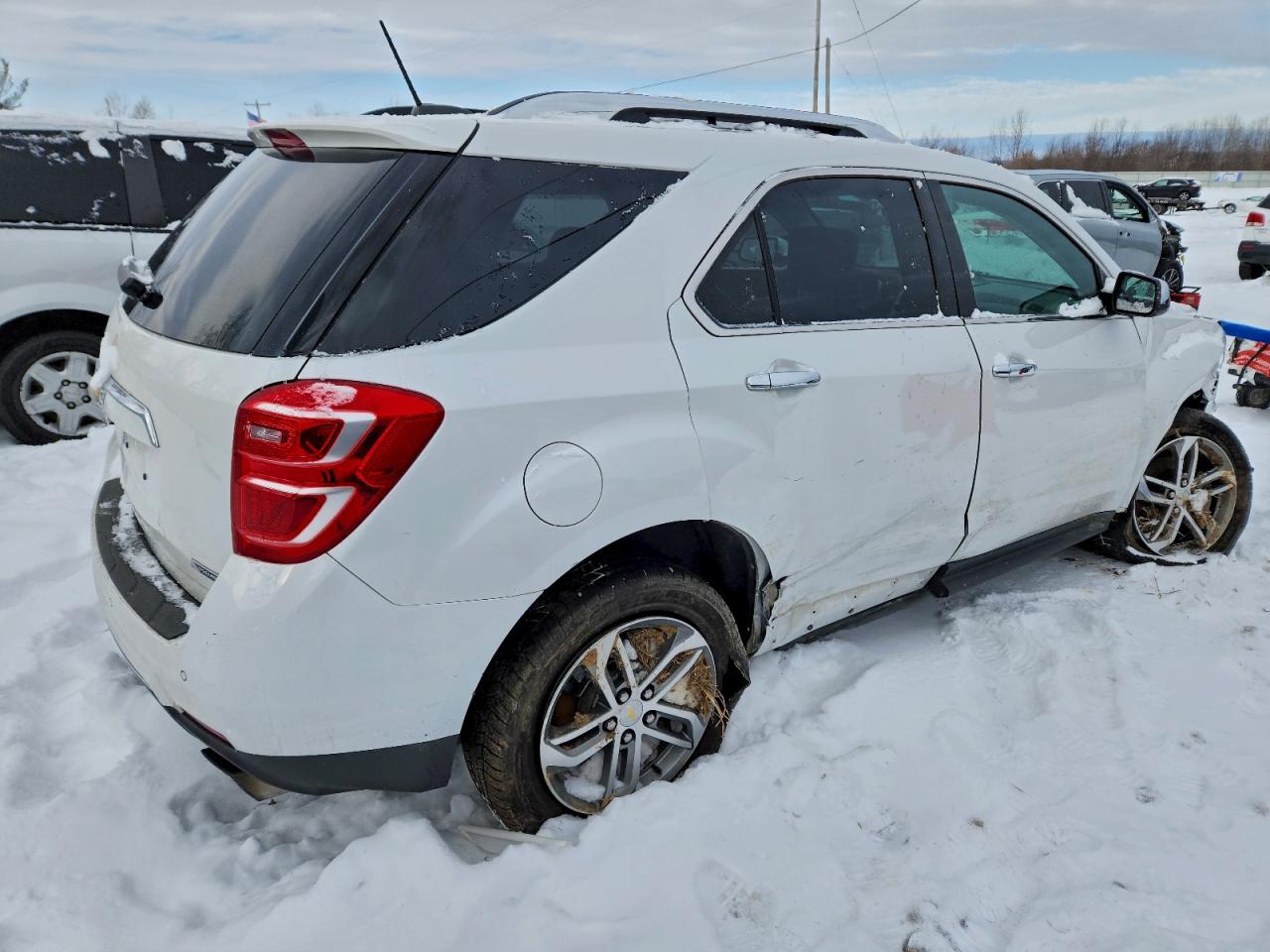 2017 CHEVROLET EQUINOX PREMIER photo 3