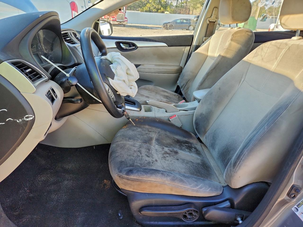 2016 NISSAN SENTRA S photo 7