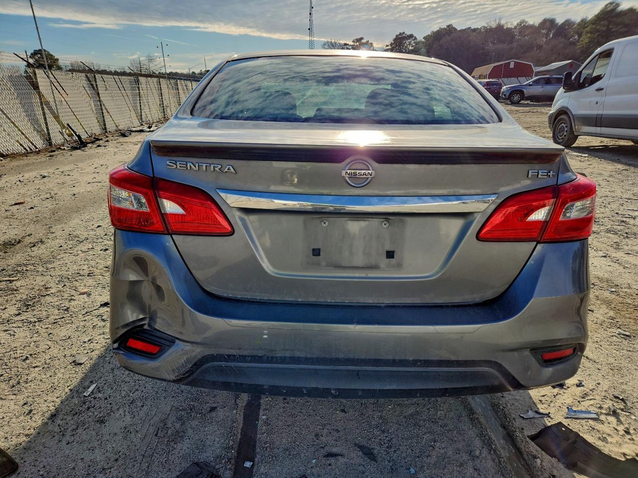 2016 NISSAN SENTRA S photo 6