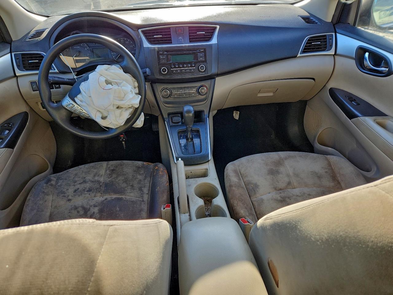2016 NISSAN SENTRA S photo 8