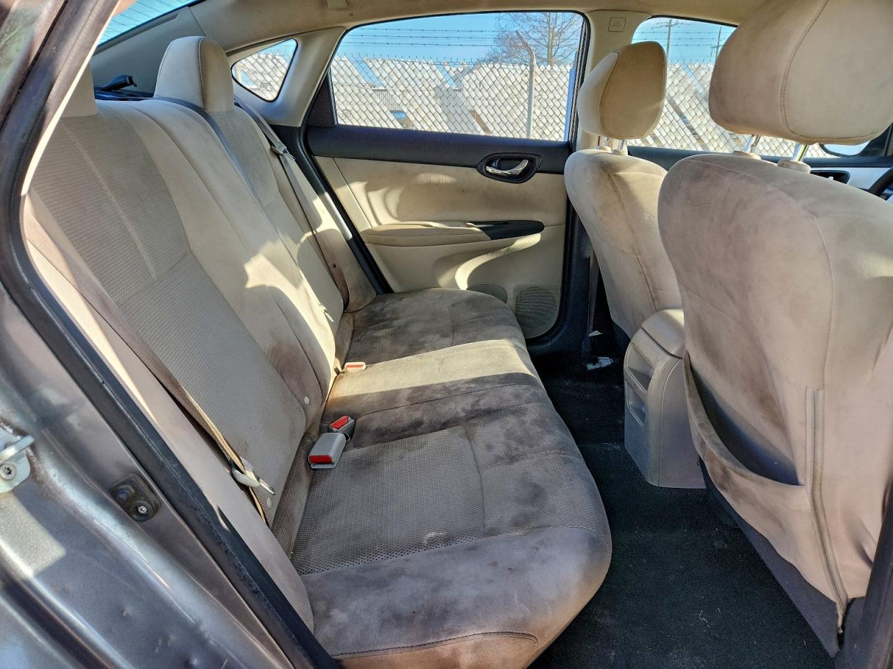 2016 NISSAN SENTRA S photo 10