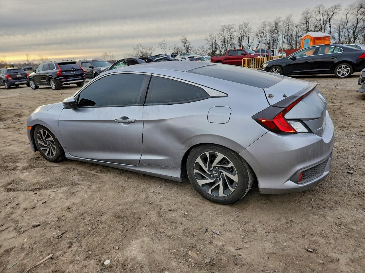2017 HONDA CIVIC LX photo 2