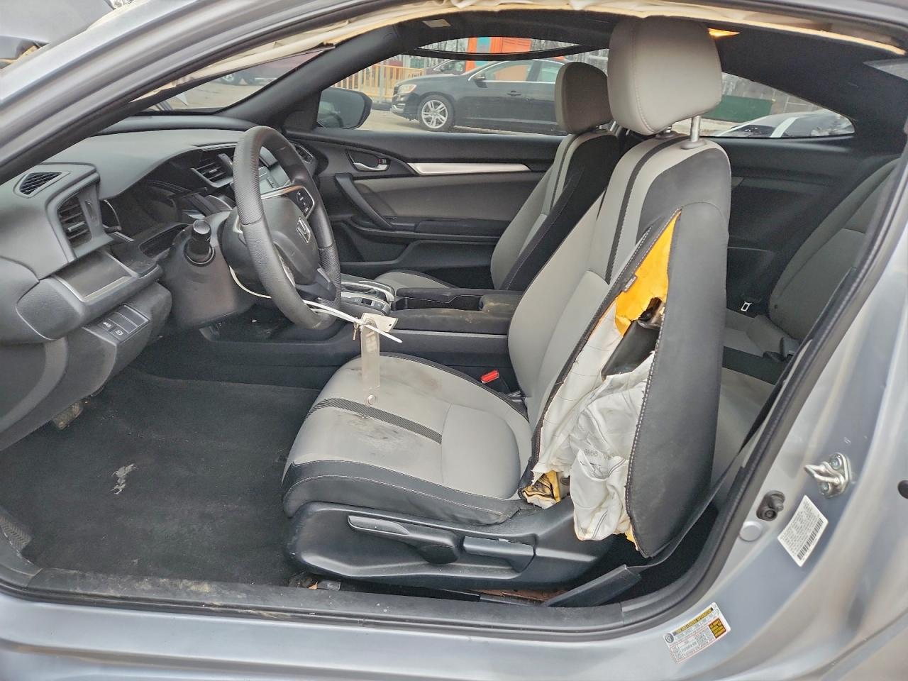 2017 HONDA CIVIC LX photo 7