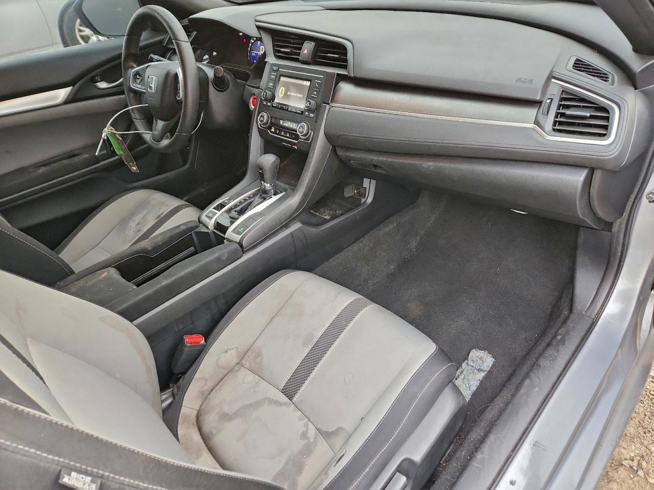2017 HONDA CIVIC LX photo 8