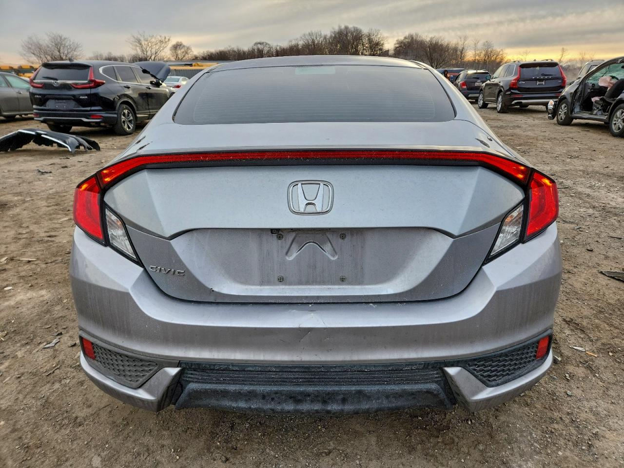 2017 HONDA CIVIC LX photo 6