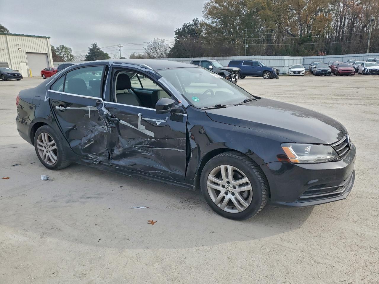 2017 VOLKSWAGEN JETTA S photo 4
