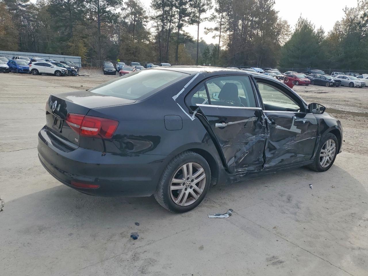 2017 VOLKSWAGEN JETTA S photo 3