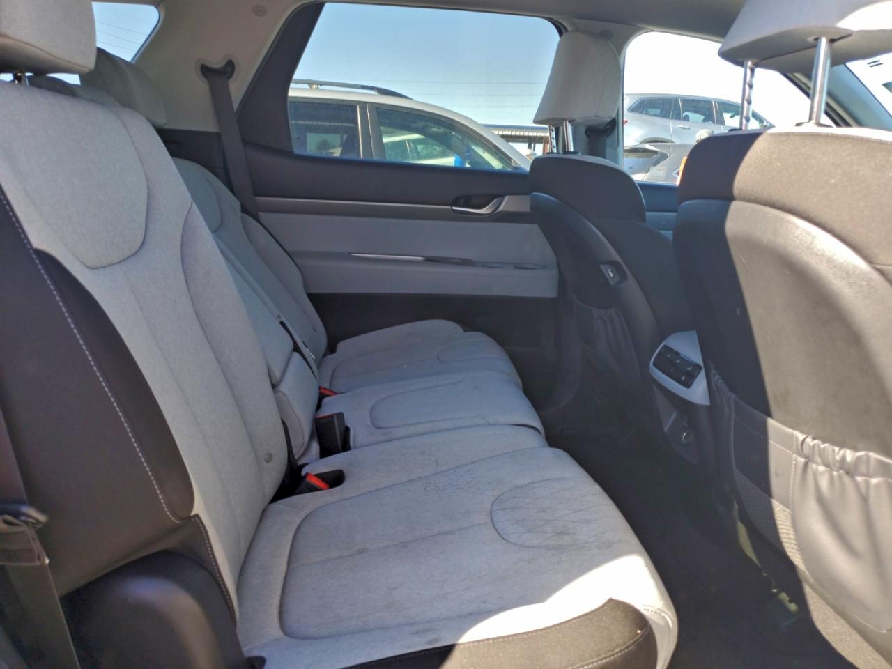 2020 HYUNDAI PALISADE SE photo 11