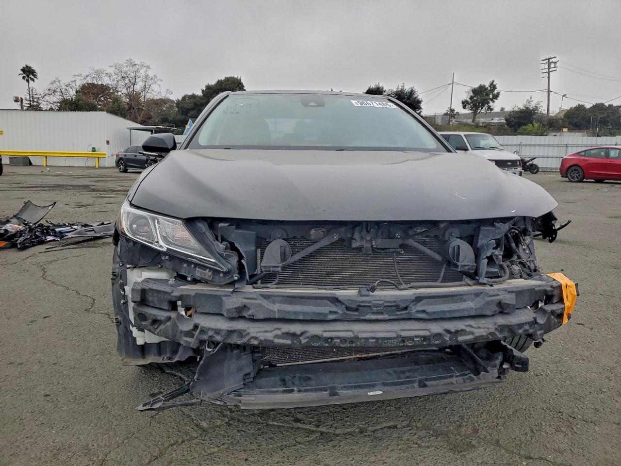 2021 TOYOTA CAMRY LE photo 5