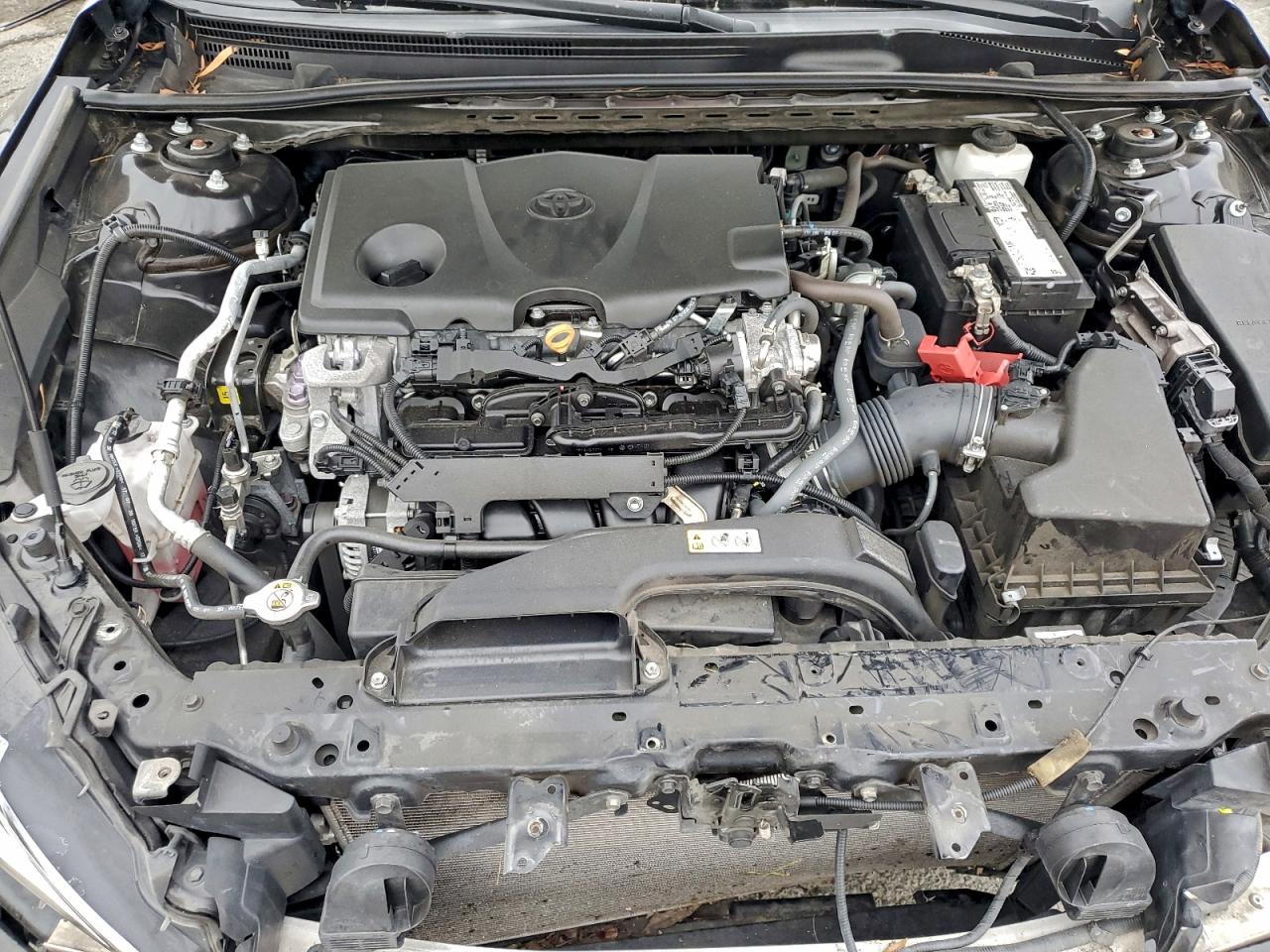 2021 TOYOTA CAMRY LE photo 11
