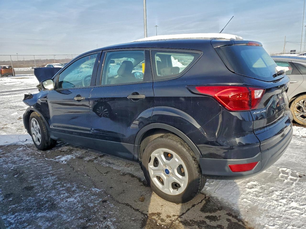 2019 FORD ESCAPE S photo 3