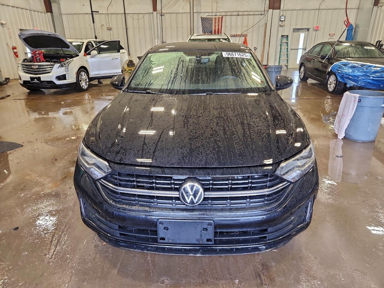 2023 VOLKSWAGEN JETTA SPORT photo 5