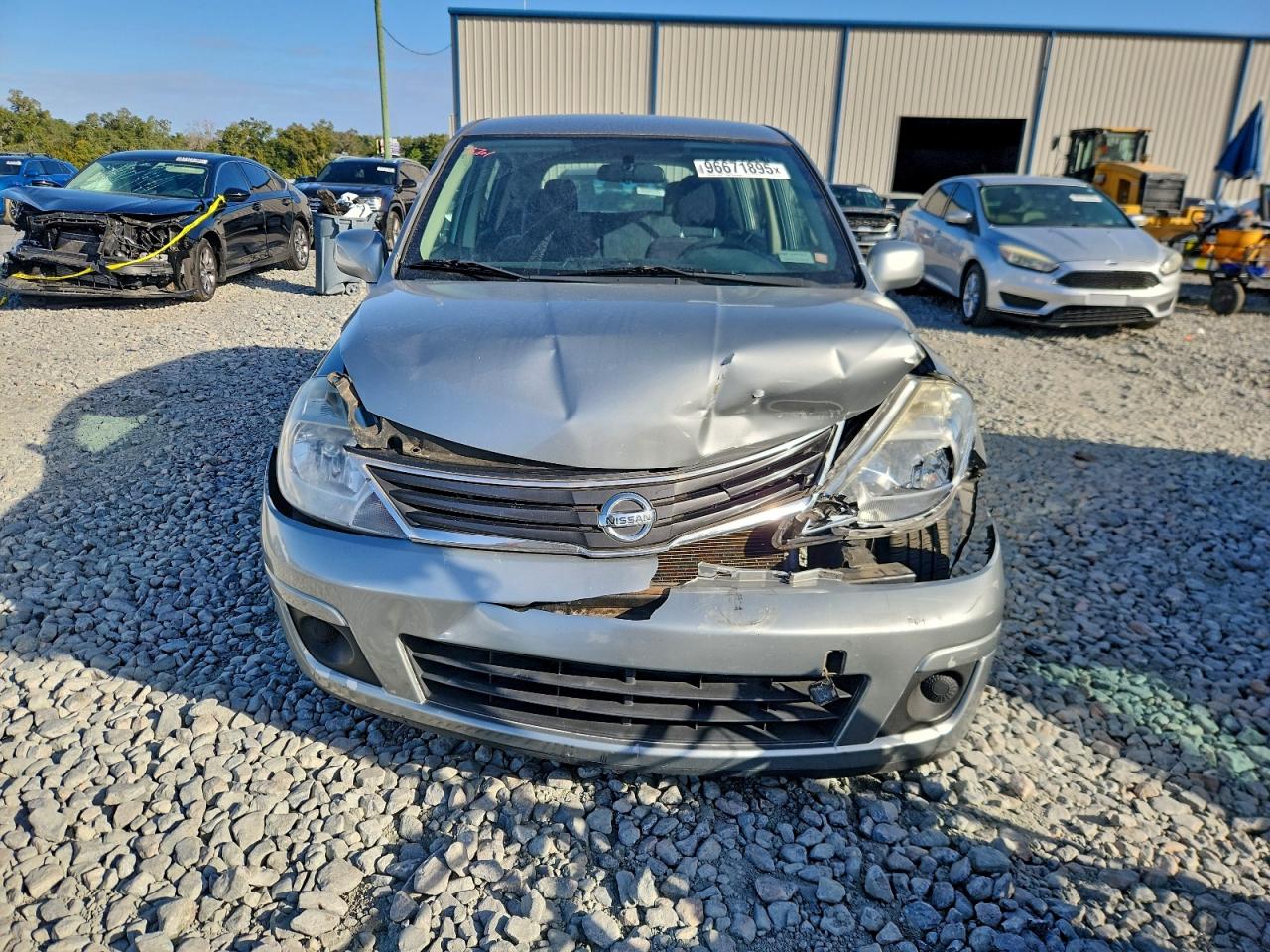 2012 NISSAN VERSA S photo 5