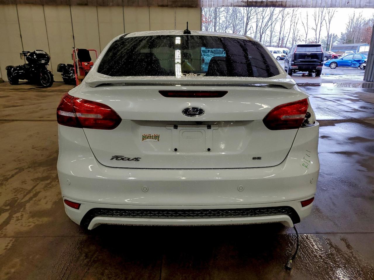 2015 FORD FOCUS SE photo 16