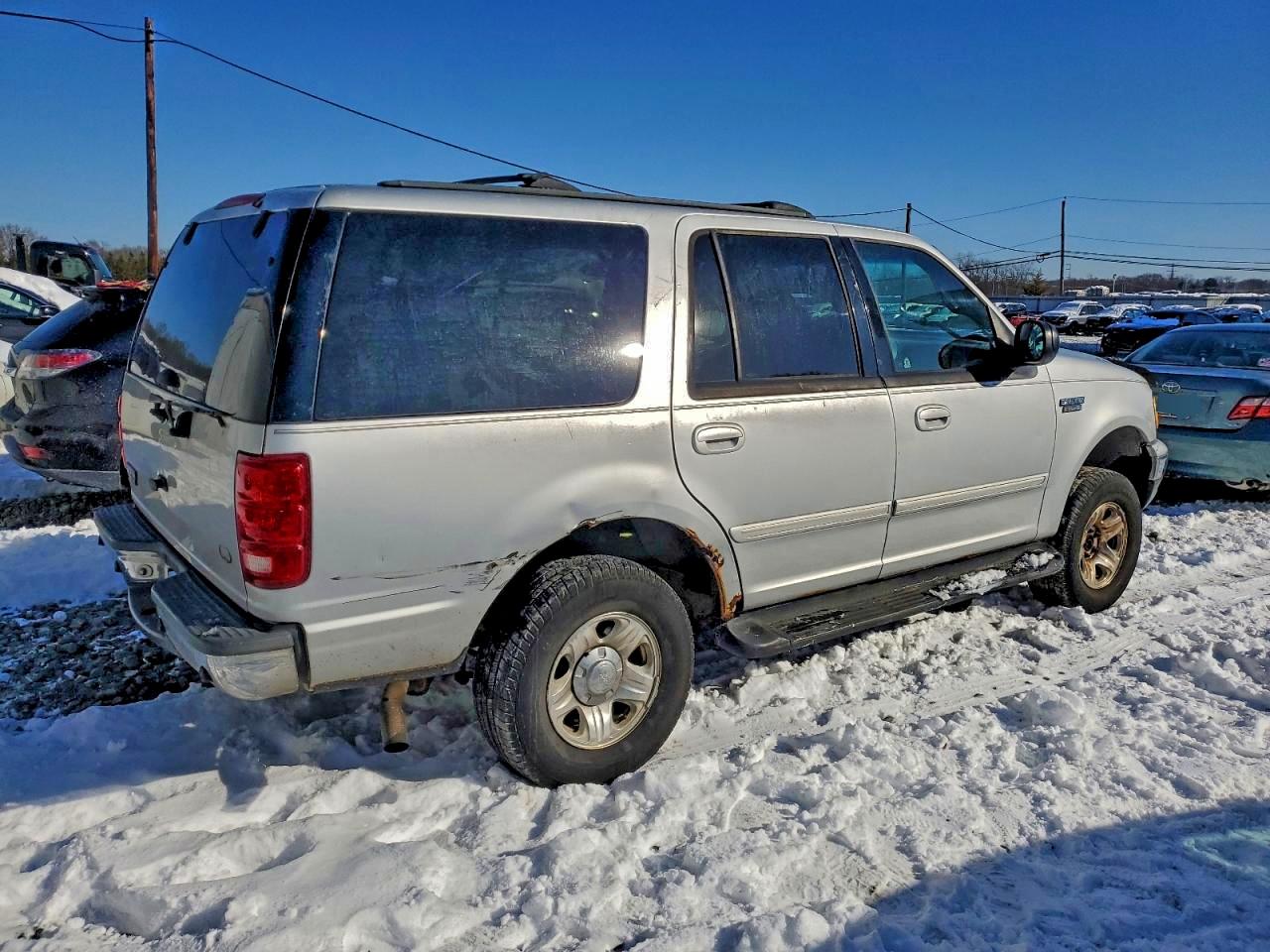 2002 FORD EXPEDITION XLT photo 3