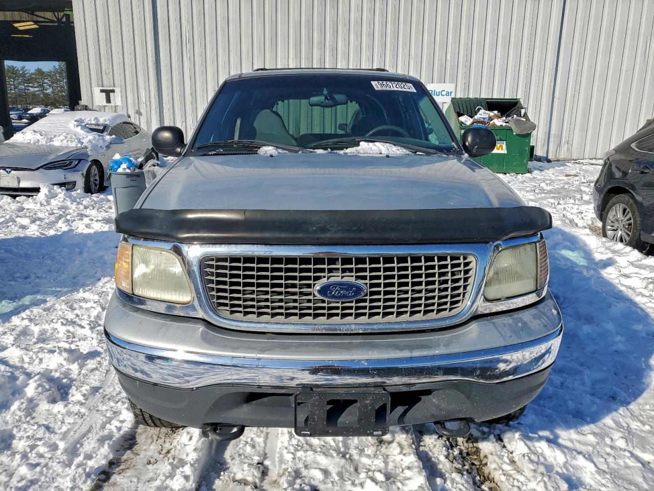 2002 FORD EXPEDITION XLT photo 5